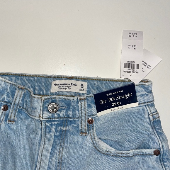 Abercrombie Curve Love Ultra High Rise 90s Straight Jean Light Wash - size 25s - Picture 7 of 7
